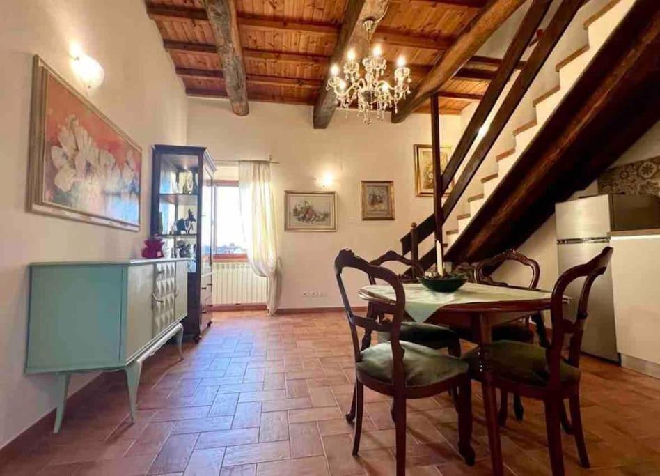 La Casina Di Nada Apartamento Massa Martana Exterior foto