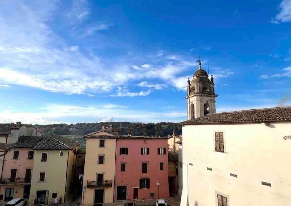 La Casina Di Nada Apartamento Massa Martana Exterior foto